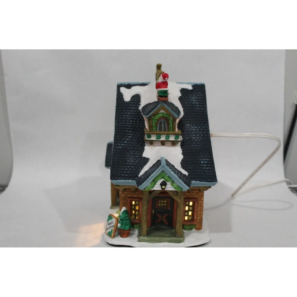 RARE Carole Towne Collection‎ Nick's Toy Shop 2002 Lighted Christmas Village